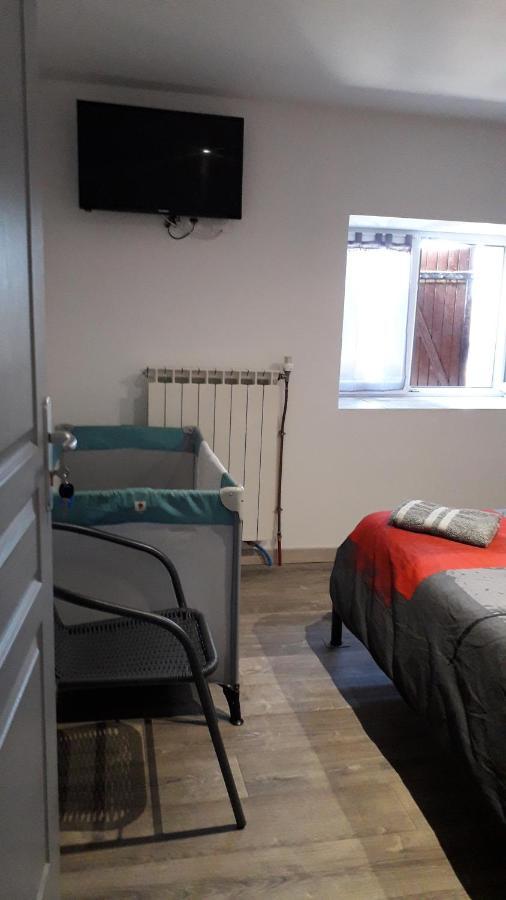 Bed and Breakfast Les Tremieres Saint-Paul-des-Fonts Exteriér fotografie